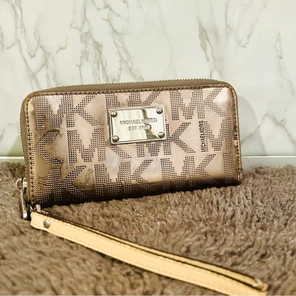 Michael Kors Brown and Gold Wallet - Picture 1 of 8